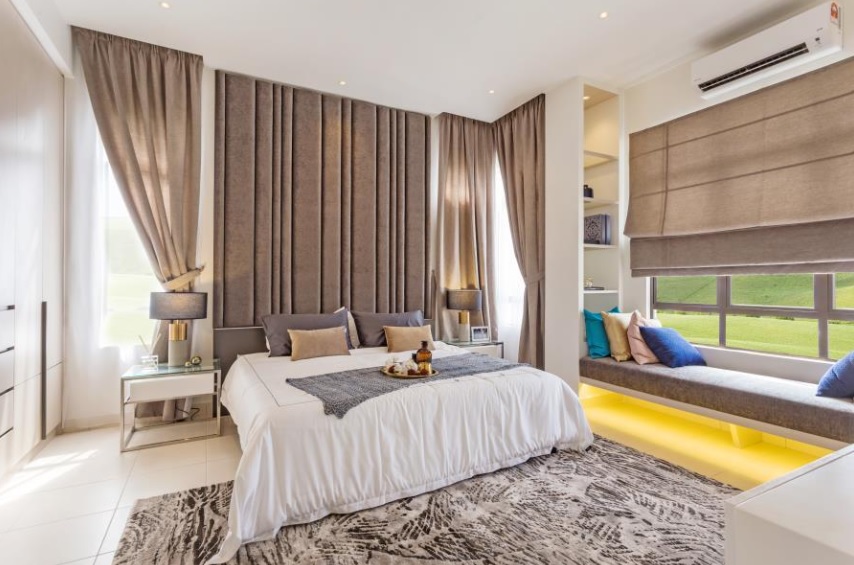 Hazel Meridin East 3